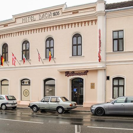 Hotel Dacia Lugoj Exterior foto